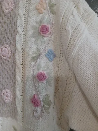 Rebeca de perlas mujer