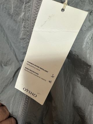 Cazadora bomber gris