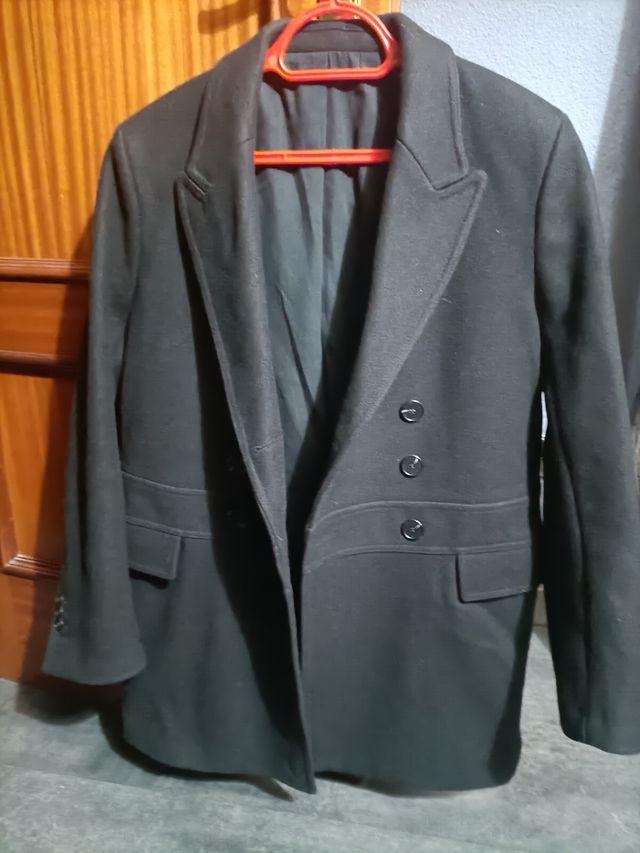 Abrigo Sandro Negro Talla M