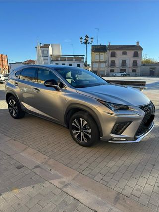 Lexus NX 2021