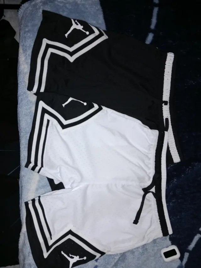 2 Pantalones Jordan Negro y Blanco