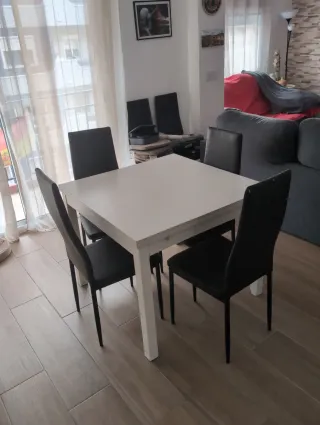 Mesa comedor extensible + 6 sillas