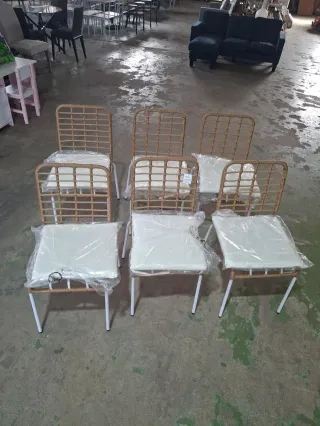 Conjunto Mesa y 6 Sillas Jardín