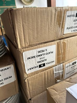 Vaso y vajilla para restaurante sillas €8€ por uní