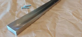 Nuevo. Tirador largo metalico