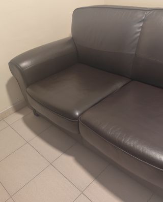 Sofá 3 plazas piel sintética marrón oscuro Ikea