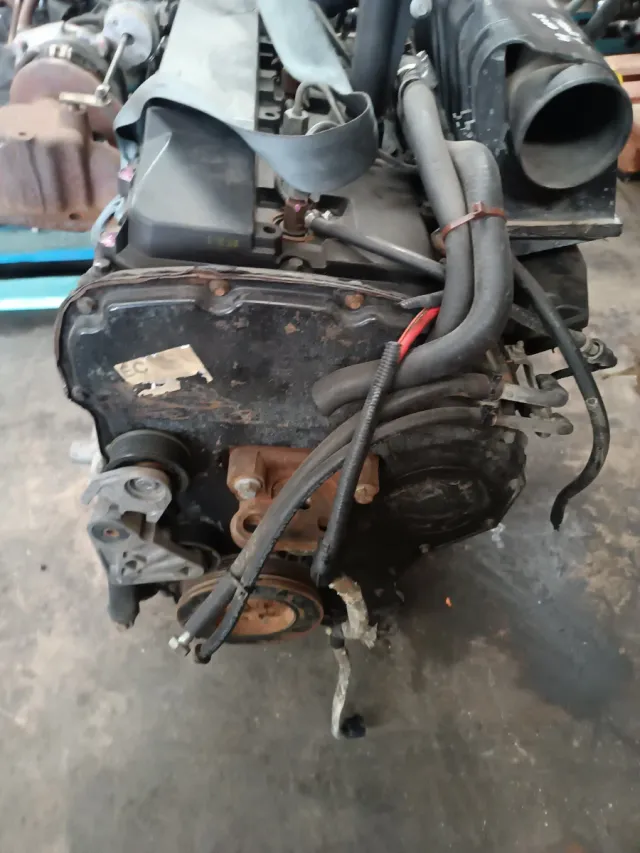 Motor Ford Transit 2.0TD D3FA 2005