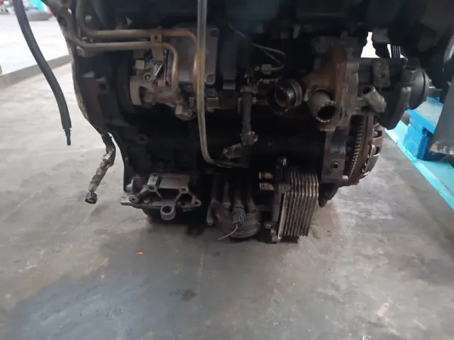 Motor Ford Transit 2.0TD D3FA 2005