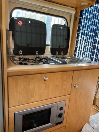Caravana Caravelair Antares Luxe 486 (2009)