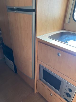 Caravana Caravelair Antares Luxe 486 (2009)