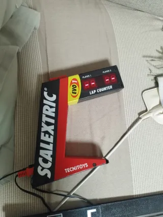 Scalextric Semáforo y Cuentavueltas EVO 1