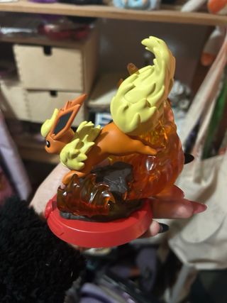 Figura Flareon Pokémon