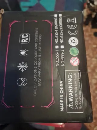 Máscara Spider-Man Negra y Roja