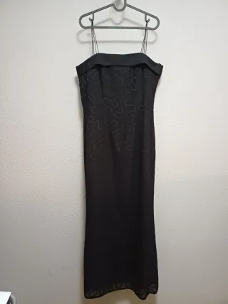 Vestido fiesta negro estampado relieve