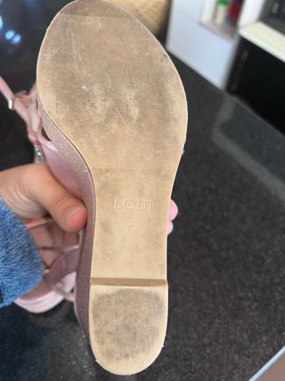 Zapatos cuña fiesta Lodi rosa y plata