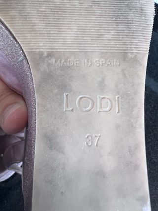 Zapatos cuña fiesta Lodi rosa y plata