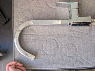 Grifo de cocina acero sección cuadrada