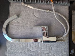 Grifo de cocina acero sección cuadrada