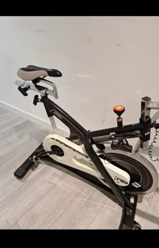 Bicicleta Spinning BH