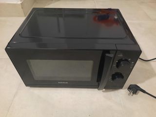 Microondas Taurus Negro