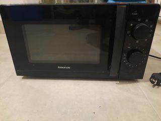 Microondas Taurus Negro