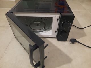 Microondas Taurus Negro