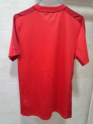 Camiseta Nike Hombre Slim Fit Roja