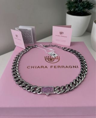 Collana Chiara Ferragni con ciondolo a forma di fu