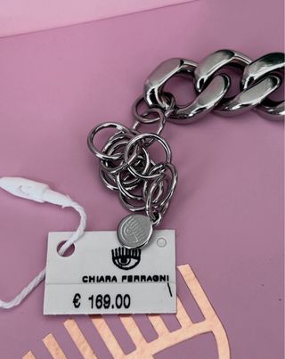 Collana Chiara Ferragni con ciondolo a forma di fu