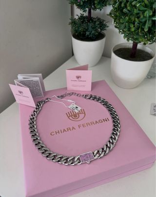 Collana Chiara Ferragni con ciondolo a forma di fu