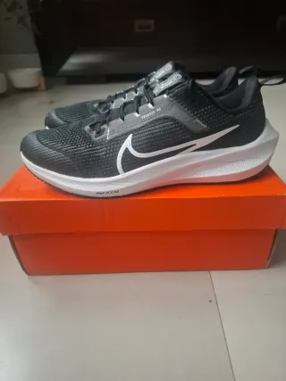 Nike Air Zoom Pegasus 40 Talla 37.5