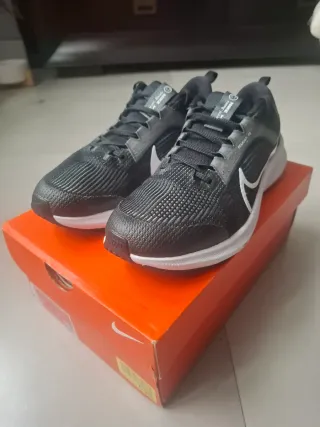 Nike Air Zoom Pegasus 40 Talla 37.5