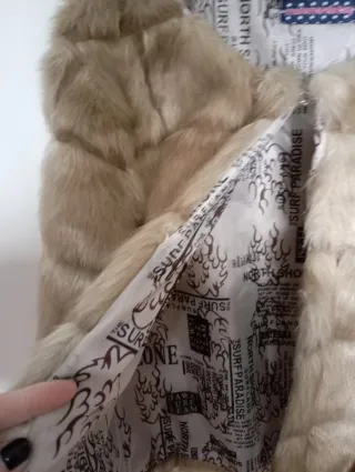 Chaqueta efecto piel torera beige