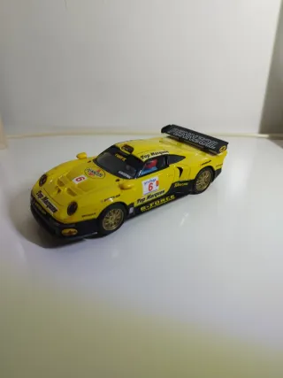 Porsche 911 GT1 Scalextric