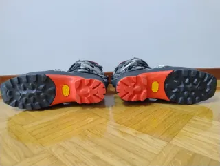 Bota de esquí de travesía Scarpa Avant 42.5.