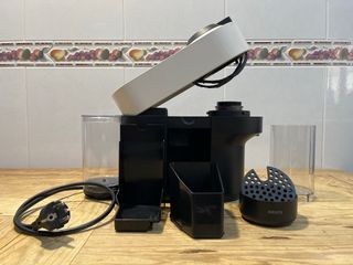 Cafetera Nespresso Vertuo Pop Blanca