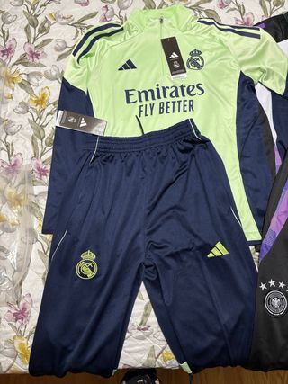 Chándal Adidas Niños Verde y Azul talla 16