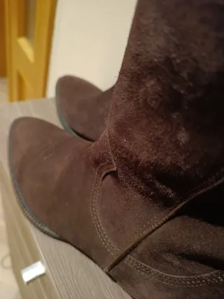 Botines cowboy ante marrón talla 36