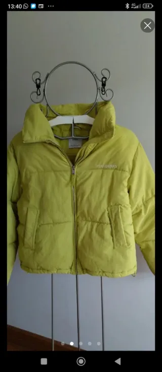 Cazadora bomber acolchada verde pistacho