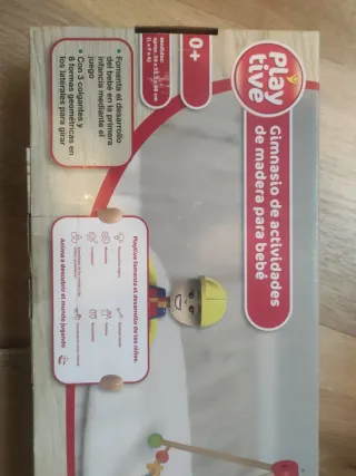 Gimnasio de actividades para bebé de madera