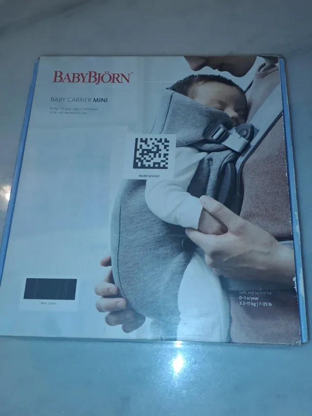 Mochila portabebés BabyBjörn negra