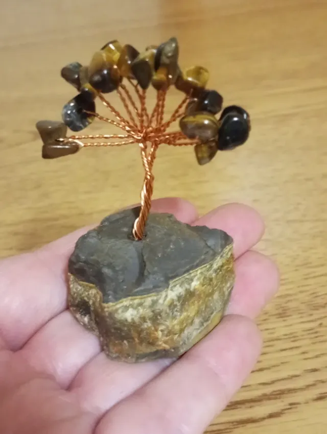 Albero di pietre occhio di tigre