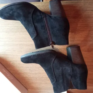 Botinrs Clarks Piel 38