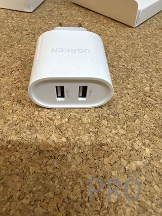 Caricabatterie da parete con doppia USB