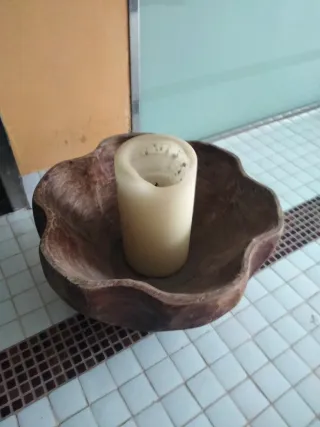 Portacandele decorativi in pietra e legno