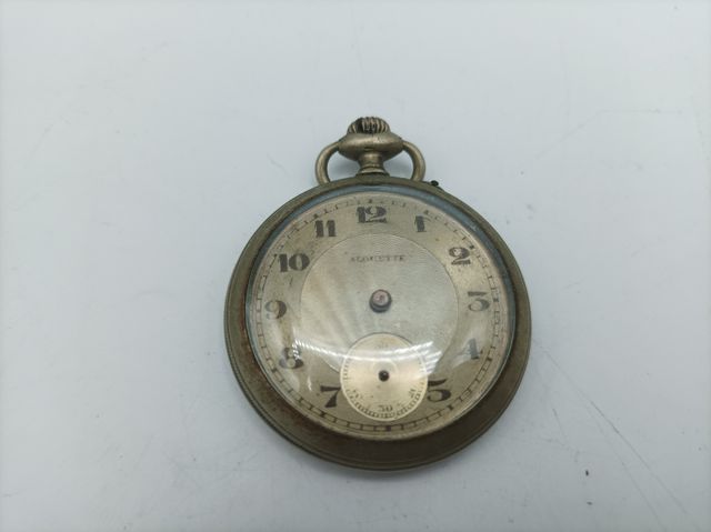 Reloj de bolsillo antiguo para reparar