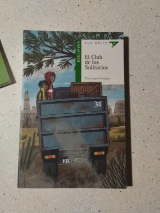 Varios, juntos o por separado,4euros cada uno