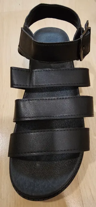 Sandalias tipo esclava negras