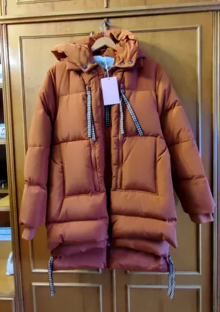 Abrigo de plumas de Kling