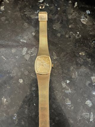 Reloj Omega de Oro  2 unidades  hombre y mujer